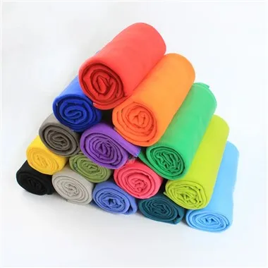 Polarowe puszyste koce